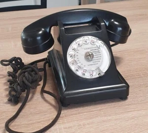 Ancien Téléphone Noir En Bakélite PTT Vintage années 50 A Saisir Lire L'annonce - Photo 1/3