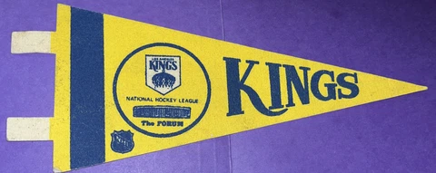 vintage 70s Los Angeles Kings Mini Pennant NHL Hockey LA The Forum Cover