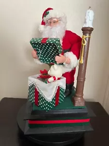 HOLIDAY CREATIONS 1993 NOEL MUSICAL SANTA WITH LIGHT MULTIPLE CHRISTMAS CAROLS - Bild 1 von 17