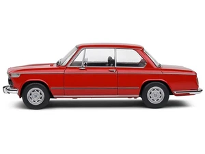 BMW 1602 Verona 1971 rojo 1/18 coche modelo diecast de Solido - Imagen 1 de 5