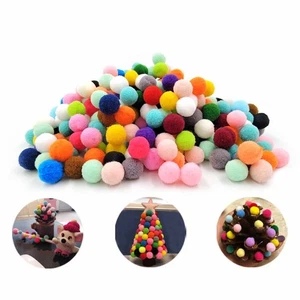 60 Teile Bommel Plüsch Ball bunt zum Annähen Kleidung Hosen Taschen 1,5 cm - Bild 1 von 11