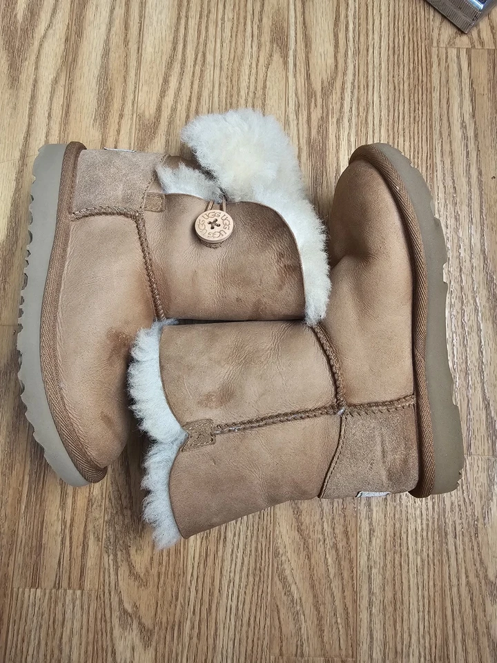 UGG Kids Classic Boots Size 12 Brown – Excellent Condition - Image 1 of 4