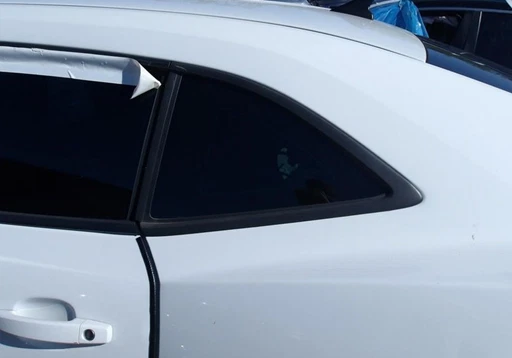 Chevrolet Camaro 2010-2015 cupé trasero izquierdo lado conductor cuarto ventana vidrio Foto 1 de 1