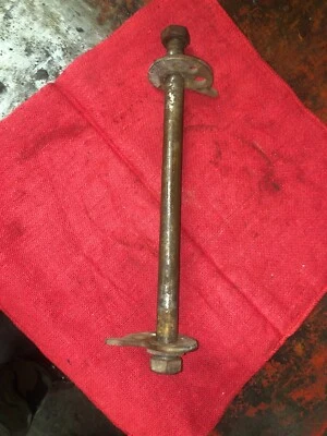 79 can am mx5 250 eje trasero y ajustadores Foto 1 de 4