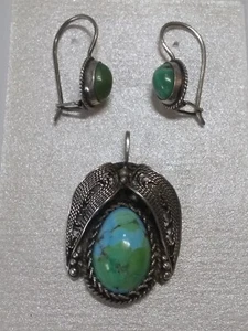 Vintage handgefertigt grün türkis Cabochon filigran Anhänger & Ohrringe Set Menge - Bild 1 von 8