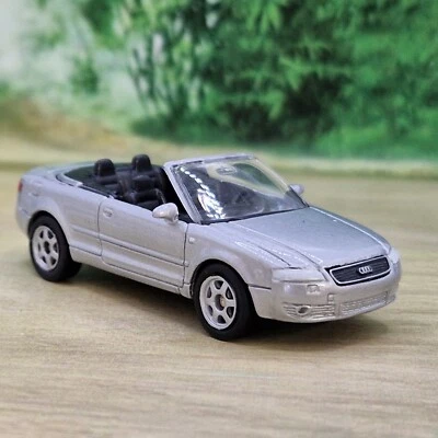 Audi A4 Cabriolet Diecast Model 1/60 (73) - Excellent Condition by Welly - Image 1 of 4
