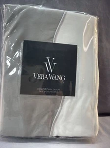 Vera Wang European Sham 26 x 26 IN Glisse White - Picture 1 of 3