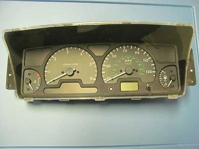 Land Rover Discovery II 1999-2000-01-02-03-2004 velocímetro clúster YAC113121   Foto 1 de 4
