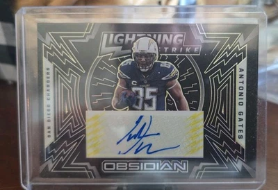 Panini Obsidian 2021 - Lightning Strike autógrafos Antonio Gates #LS-AGA/25 Foto 1 de 4