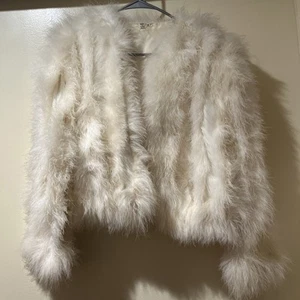 Vtg Ostrich Feather Cropped Jacket Color:Off-white Size: Medium Made In Taiwan - Picture 1 of 9