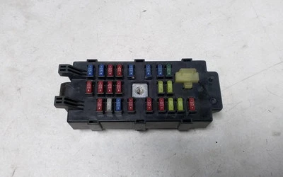 Scatola fusibili Chevrolet Epica KL1 AK4023 2.49 2007 27711809 - Immagine 1 di 4