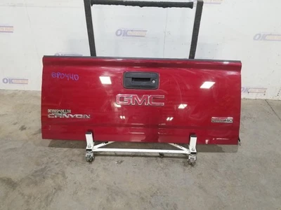 17 2017 GMC CANYON ALL TERRAIN TAILGATE RED Foto 1 de 4