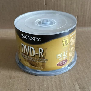 Sony DVD-R Paquete de 50 120 Minutos 4.7 GB Disco multimedia en Blanco Sellado Nuevo - Imagen 1 de 4
