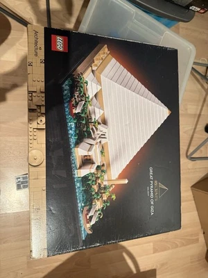 LEGO ARCHITECTURE: Cheops-Pyramide (21058) - Bild 1 von 2