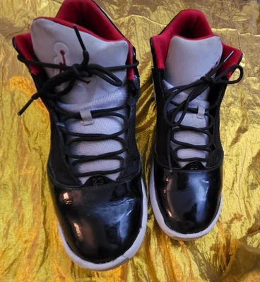 Tênis de basquete Nike Air Jordan Max Aura 2 tamanho 2023 masculino 13 EUA - Imagem 1 de 4