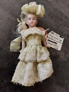 Cute French doll all in biscuit 9 cm circa 1890 19th century - Picture 1 of 10
