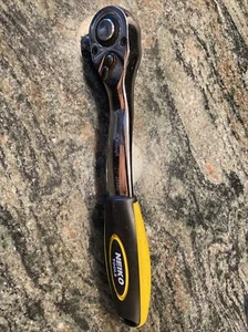 NEIKO TOOLS 1/2" DRIVE OFFSET QUICK RELEASE CHROME RATCHET WITH COMFORT GRIP - Picture 1 of 6
