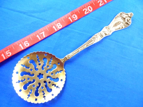 7-1/8" Baker Manchester Poppy 1900 Antique Sterling Silver Serving Spoon Tomato? Cover
