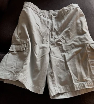 Pantalones cortos negros informales DKNY para hombre talla 34 Foto 1 de 4