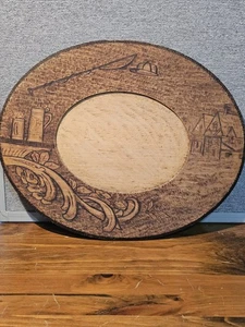 Bilderrahmen 1903 Antik Pyrographie Holz gebrannt oval Angeln rustikal signiert - Bild 1 von 20