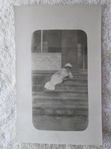 Nursing Student Relaxing, Asylum For The Insane, Newberry, Michigan Postcard - Picture 1 of 3