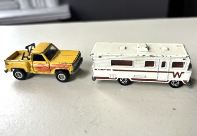Lot Vintage Tomica Winnebago Motor Home RV Chevrolet Stepside Pickup Die Cast - Image 1 of 4