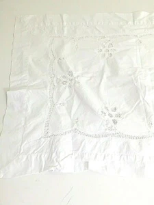 Lose gehäkelte Blumen und Schleife weiß Baumwolle King Sham 21"x 37" Flanschkante - Bild 1 von 12