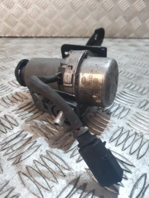 Audi A5 S5 V8 4.2 Caua 2007-2012 VACUUM PUMP 8E0927317B 8E0927317B 8E0927317B - Image 1 of 4