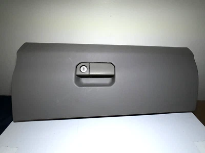 (2009 - 2015) Guantera Honda Pilot gris OEM Foto 1 de 4