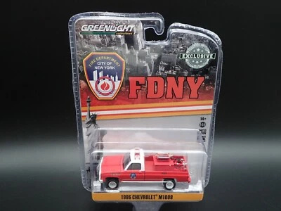 2022 GREENLIGHT 1986CHEVROLET M1008 FDNY TRUCK HOBBY EXCLUSIVE 1:64 - Image 1 of 4