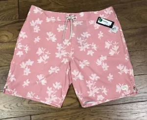 Travis Mathew Board Shorts Golf Macadamia Nut Shorts Heather Blush 18.5" Outseam - Picture 1 of 6