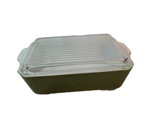 PYREX Avocado Green 1.5 Quart Refrigerator Dish with Glass Lid 503 Vintage - Picture 1 of 12