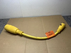 Hubbell HBL61CM22 Marine Adapter STR. Yellow 30A L To 15A SB.Locking Female Type - Picture 1 of 12