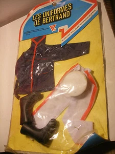 vintage ACTION GI JOE 12'' Action MAN Panoplie Les Uniformes de BERTRAND Outfits - Picture 1 of 2