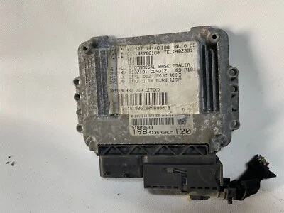 Centralina Motore Fiat Bravo II 1.9 120 Cv dal 07 14 originale usata  - Immagine 1 di 2