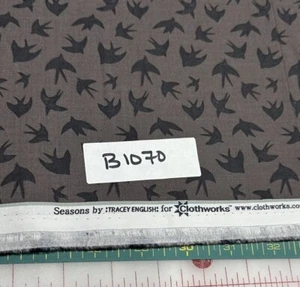 Clothworks seasons Black Birds On Taupe-ish  Cotton Quilt Craft Fabric Half Yard - Picture 1 of 5