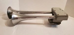 Vintage 15" HADLEY Mfg Dual Air Horn Set Big Rig Truck USA Military Deuce Half - Picture 1 of 7