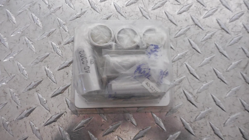 05-17 Yamaha TTR230 Brazo oscilante Kit de cojinete de acoplamiento Foto 1 de 2