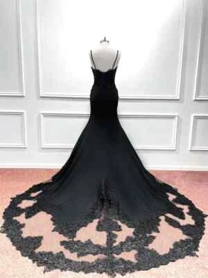 Black Lace Mermaid Beach Wedding Dresses Blackless Spaghetti Straps Bridal Gowns - Image 1 of 4