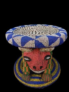 Lg Nobility Beaded Wood Bamileke Throne /Table/ Stool Cameroon 21"w 18"×21" D - Picture 1 of 6