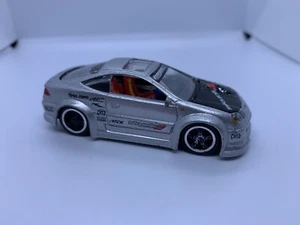 Máquinas musculares 2002 - Honda Acura RSX Honda Integra DC2 - escala 1:64 - Imagen 1 de 3
