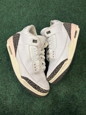 Mocha escura napolitana Jordan 3 tamanho 8W 6,5Y - Imagem 1 de 4