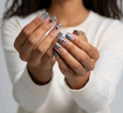 Nagelfolie , selbstklebende Nagelfolie, Nailwraps grau-grün - Bild 1 von 2