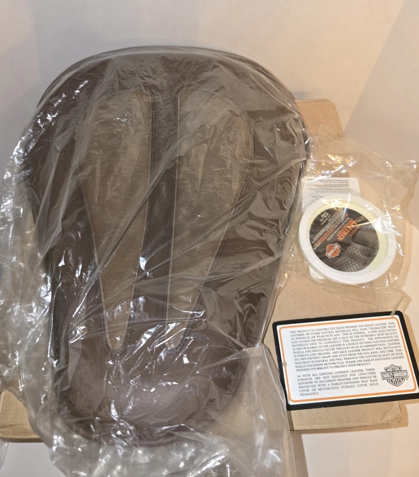 OEM Seat Solo Harley-Davidson FXD Dyna 2014-2016 cuero marrón P/N 52000278 Foto 1 de 4