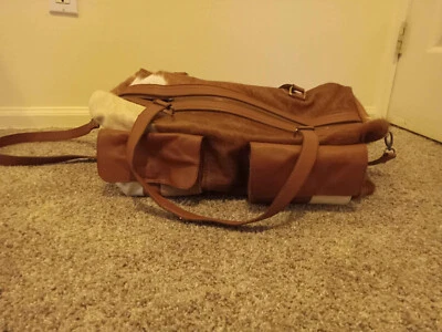 Lightly Used Women's Extra-Large Leather Top-Zip Tote Bag - Unisex Adult Purse - Image 1 of 4