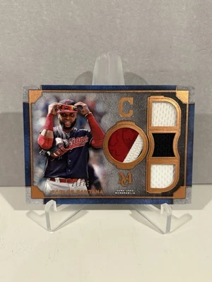Parche cuádruple Topps Museum Cleveland Carlos Santana 2019 3 colores/75 SPQR-CSA Foto 1 de 2
