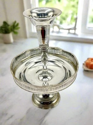 Silverplate EPERGNE 2 Camadas Estilo Edwardiano Top Removível Cerca de 12”h ACHADO IMOBILIÁRIO - Imagem 1 de 4