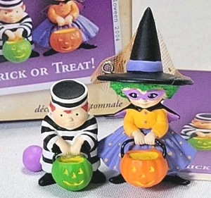 Hallmark 2004 Halloween Trick Or Treat Witch Convict RavenwoodKeepsake Ornament - Picture 1 of 6