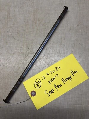 Barra de bisagra para guardabarros de tractor Massey Ferguson MF-7 Foto 1 de 4