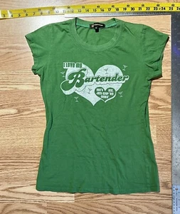 Vintage Y2K “I Love My Bartender / Don’t Ask. Just Keep ‘em Coming” Fitted Tee M - Picture 1 of 9